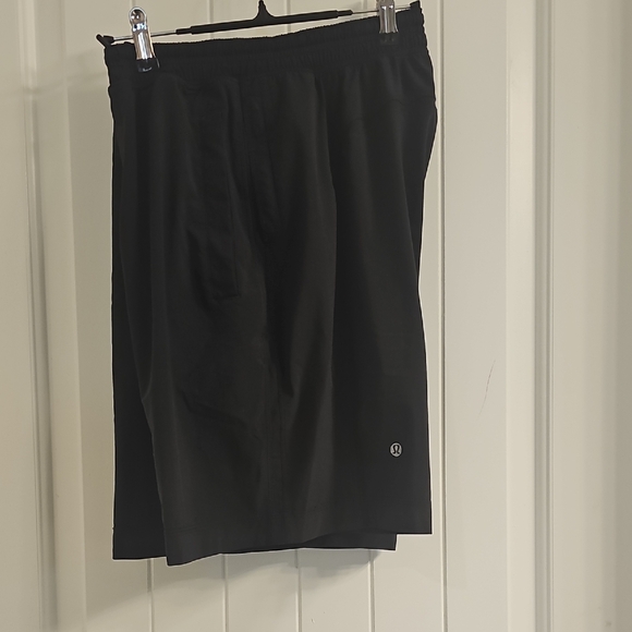 lululemon athletica Other - Lululemon Men's Black/Gra6 Shorts